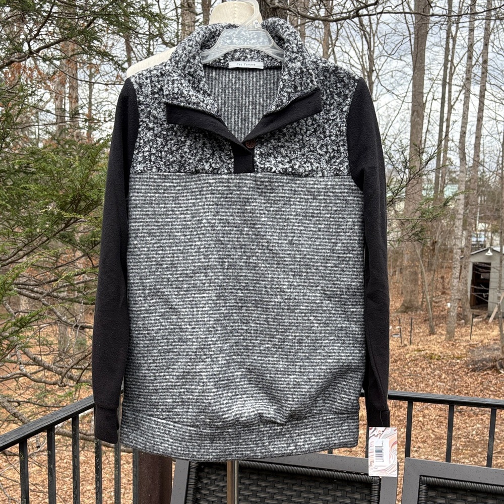 NWT Ces Femme Men's Black and Gray Sweater sz S